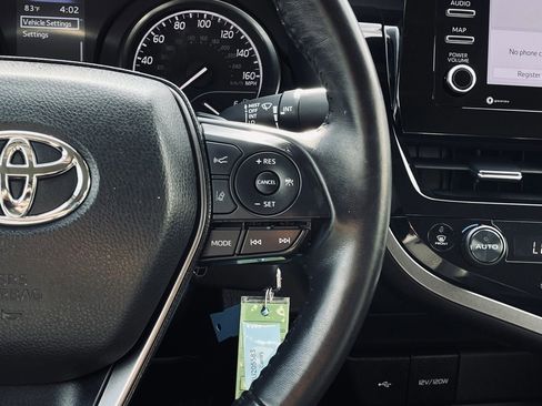 Used 2024 Toyota Camry SE image 14
