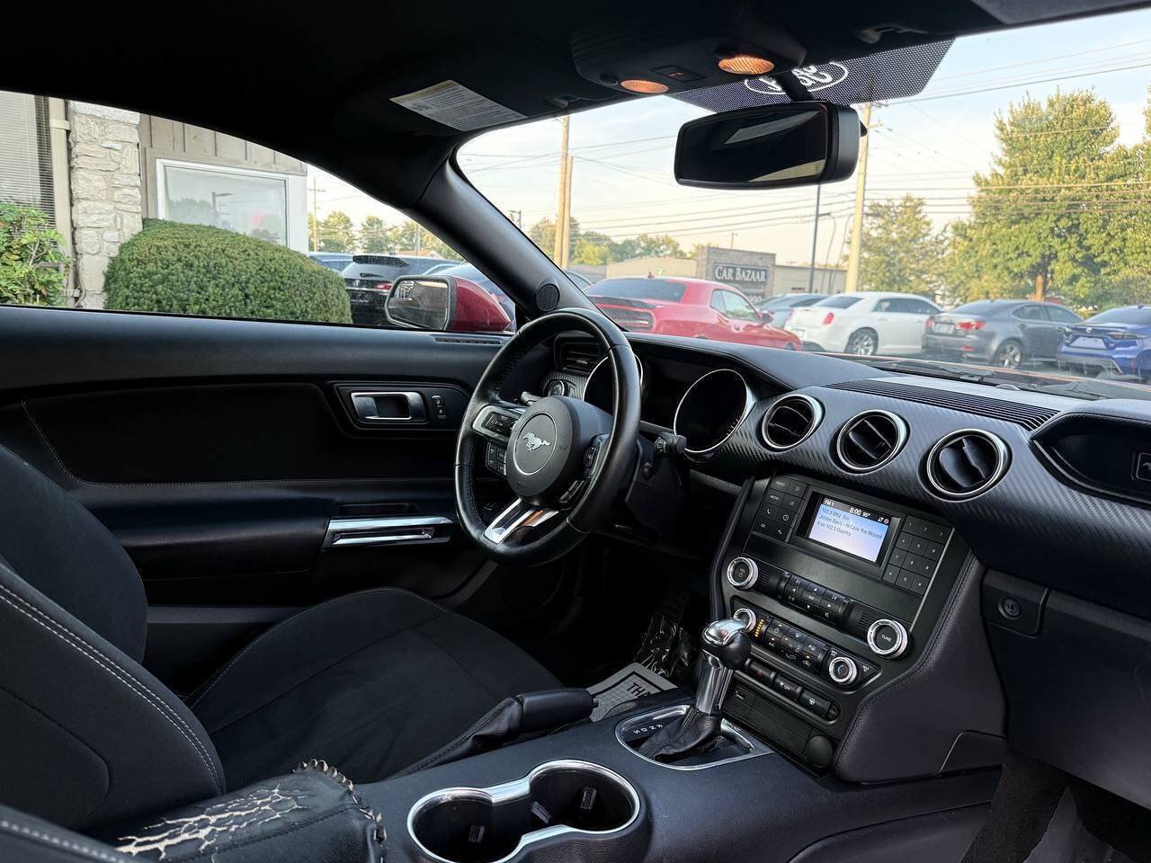 Used 2020 Ford Mustang Coupe RWD image 18