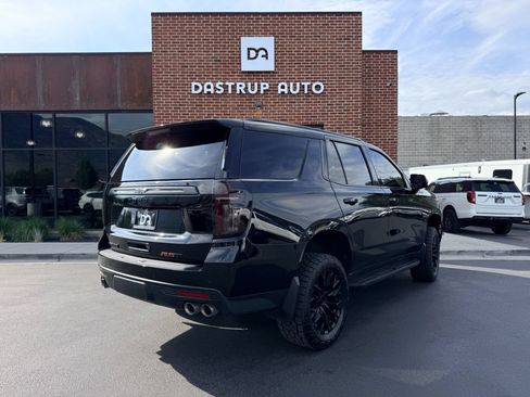 Used 2022 Chevrolet Tahoe LT w/ Luxury Package AWD/4WD image 8