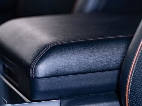 Used 2025 Ford F150 Lariat w/ FX4 Off-Road Package image 35