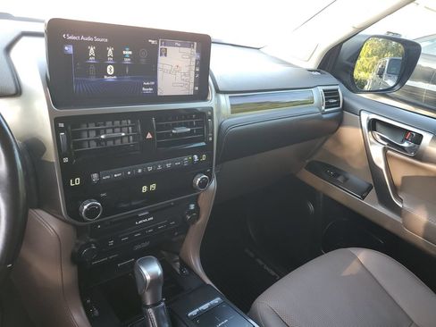 Used 2023 Lexus GX 460 Premium AWD/4WD image 25