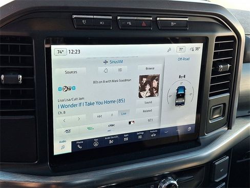 Used 2022 Ford F150 Lariat w/ Equipment Group 502A High image 18