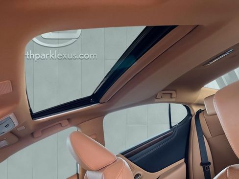 Certified 2025 Lexus ES 350 w/ Premium Package FWD image 22