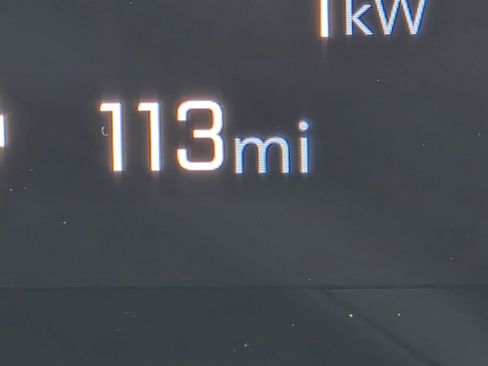 Used 2025 Chevrolet Equinox EV RS image 34