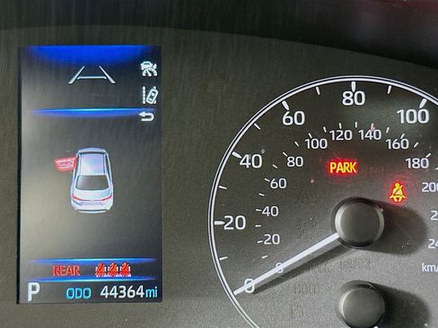 Used 2024 Toyota Corolla LE FWD image 18