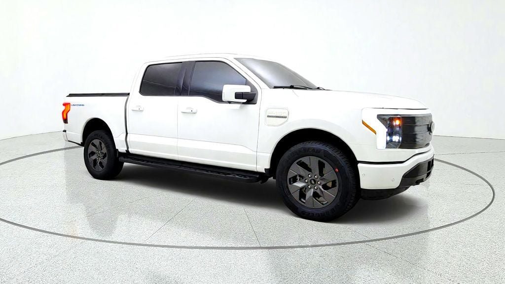 Used 2023 Ford F150 Lightning Lariat w/ Equipment Group 511A High AWD/4WD image 3