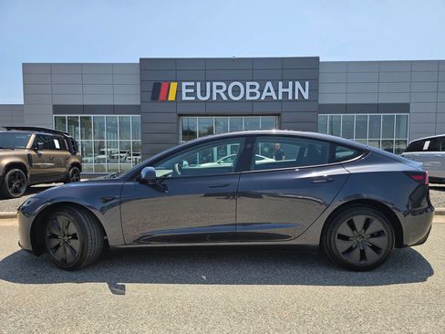 Used 2025 Tesla Model 3 Long Range RWD image 2