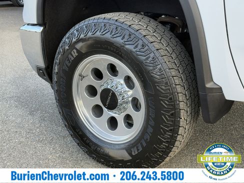 Used 2024 Chevrolet Silverado 2500 LT image 35