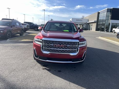 Used 2021 GMC Acadia Denali w/ Denali Technology Package image 2