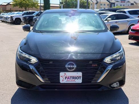 Used 2024 Nissan Sentra SR w/ SR Premium Package FWD image 2