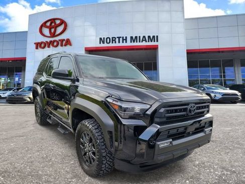 Used 2025 Toyota 4Runner SR5 AWD/4WD image 1