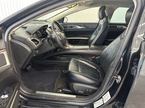 Used 2013 Lincoln MKZ image 10