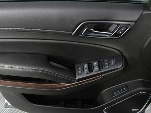 Used 2017 GMC Yukon XL SLT w/ Enhanced Security Package image 15