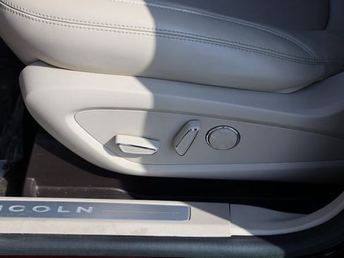 Used 2019 Lincoln MKC Reserve w/ MKC Climate Package image 22