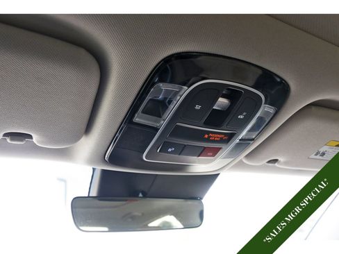 Used 2025 Hyundai Sonata Limited FWD image 23