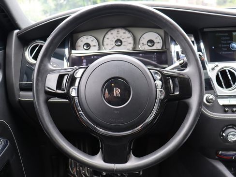 Used 2012 Rolls-Royce Ghost RWD image 25