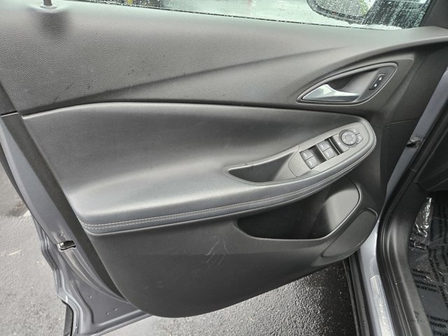 Used 2020 Buick Encore GX Select FWD image 35