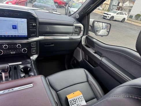 Used 2022 Ford F150 Lariat w/ Equipment Group 502A High image 16