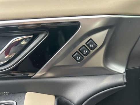 Used 2024 Subaru Outback Limited XT image 12