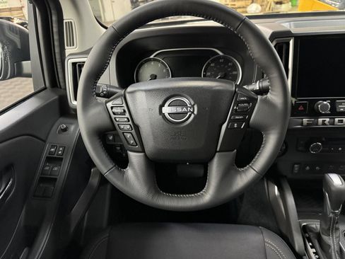 New 2026 Nissan Frontier SV w/ SV Convenience Package image 12