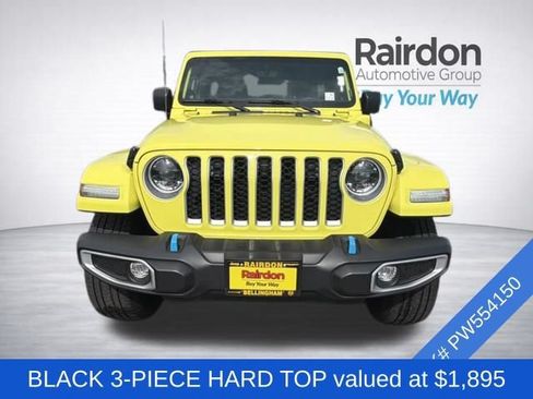 Used 2023 Jeep Wrangler Unlimited Sahara w/ Cold Weather Group AWD/4WD image 2