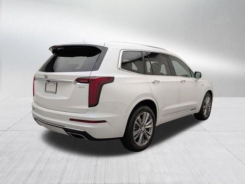 Used 2023 Cadillac XT6 Premium Luxury w/ Technology Package AWD/4WD image 5