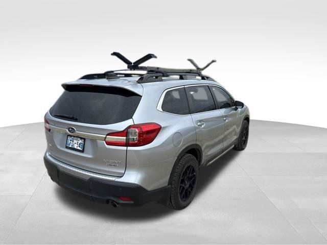Used 2022 Subaru Ascent Limited w/ Technology Package AWD/4WD image 3