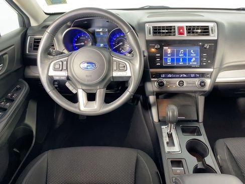 Used 2017 Subaru Outback 2.5i Premium image 4