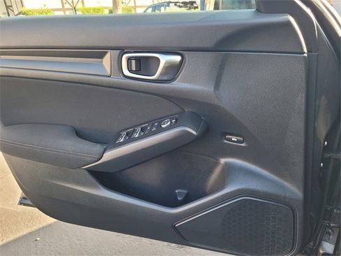 Certified 2025 Honda Civic Sport image 12
