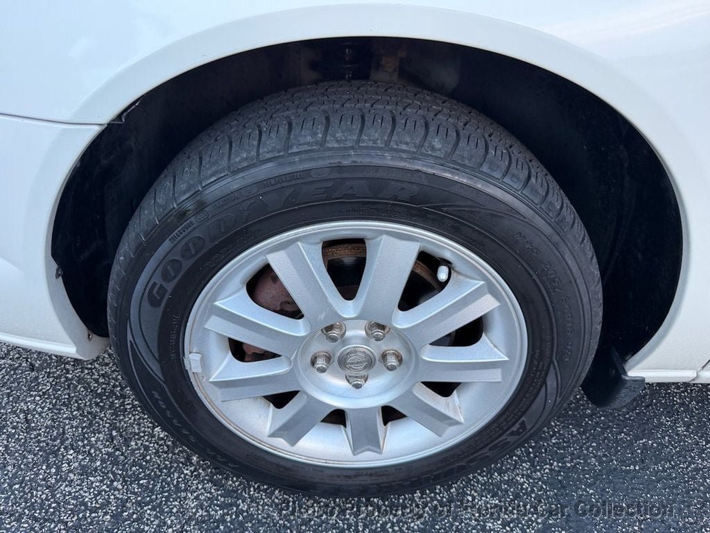 Used 2004 Chrysler Sebring GTC FWD image 58
