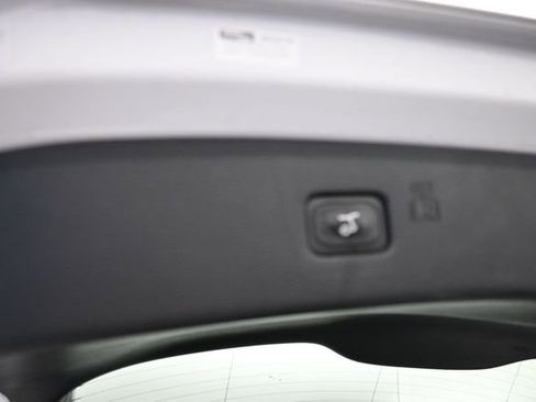 Used 2022 Ford Edge SEL w/ Convenience Package AWD/4WD image 9