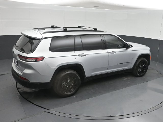 Used 2025 Jeep Grand Cherokee L Altitude RWD image 43