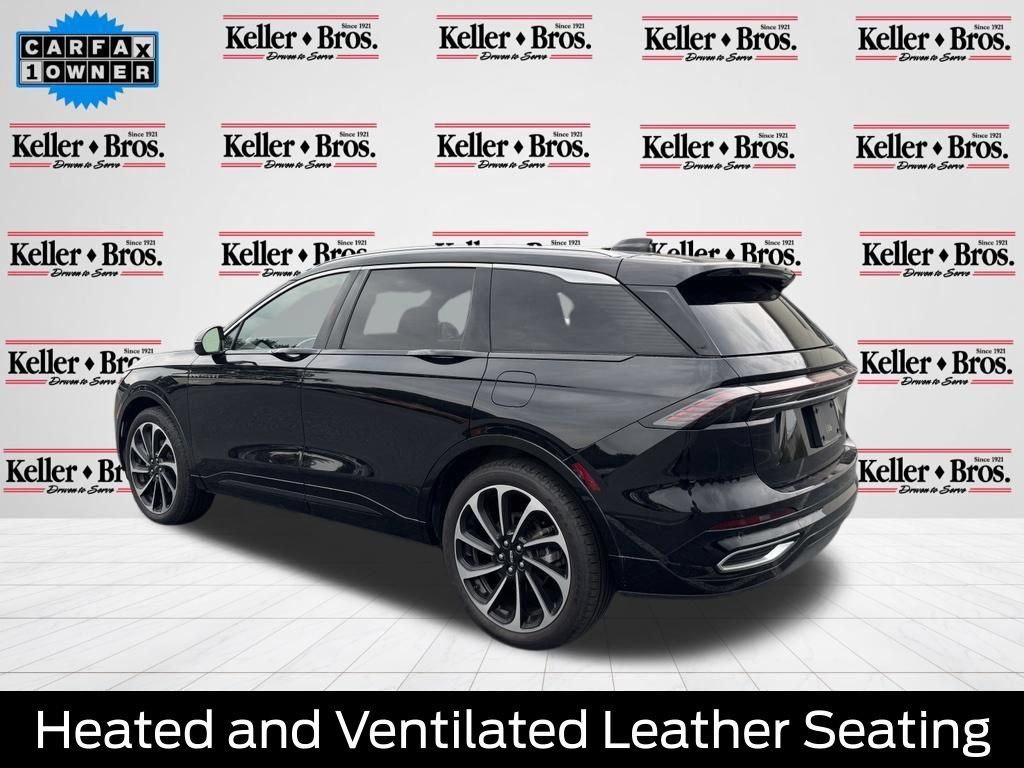 Used 2025 Lincoln Nautilus Black Label AWD/4WD image 5