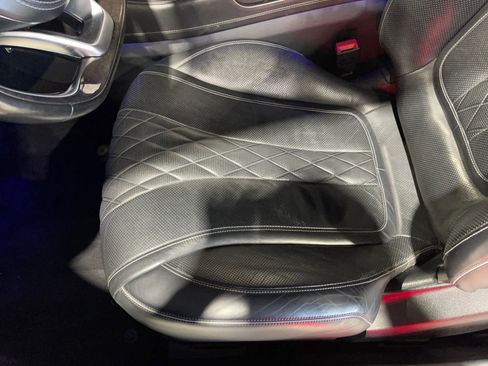 Used 2015 Mercedes-Benz S 550 4MATIC Coupe image 24