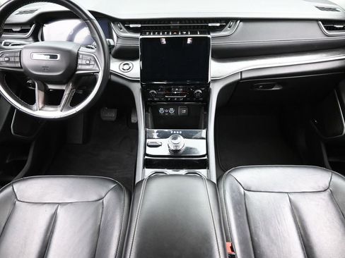Used 2021 Jeep Grand Cherokee L Limited AWD/4WD image 14