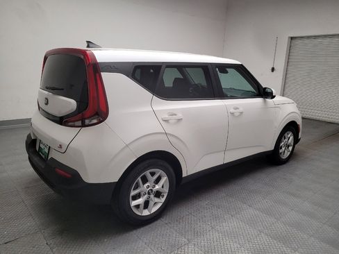 Used 2021 Kia Soul S FWD image 9