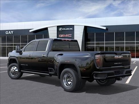 New 2026 GMC Sierra 3500 Denali w/ Denali Reserve Package image 3