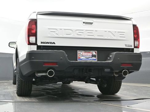 New 2026 Honda Ridgeline Black Edition image 24