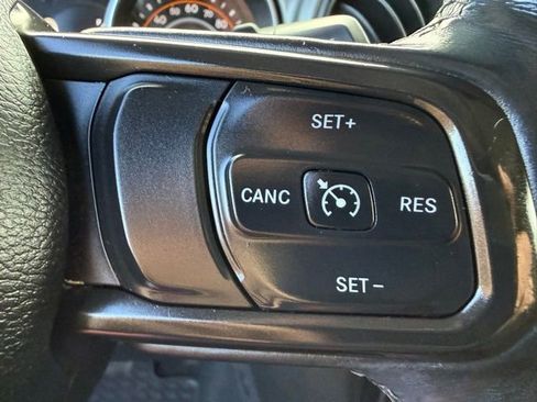 Used 2021 Jeep Wrangler Sport S image 17