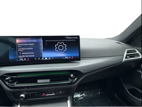 Used 2025 BMW 330i Sedan w/ Convenience Package RWD image 47