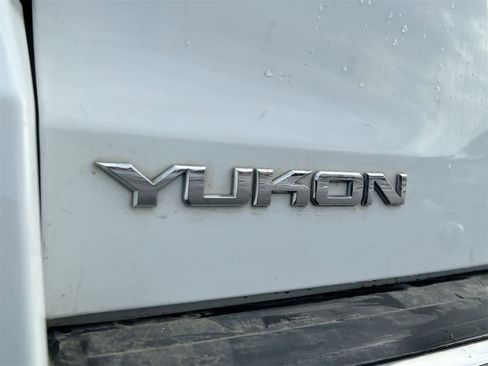 Used 2016 GMC Yukon Denali w/ Open Road Package image 13