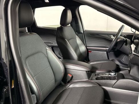 New 2025 Ford Escape ST-Line w/ Tech Pack #1 image 13