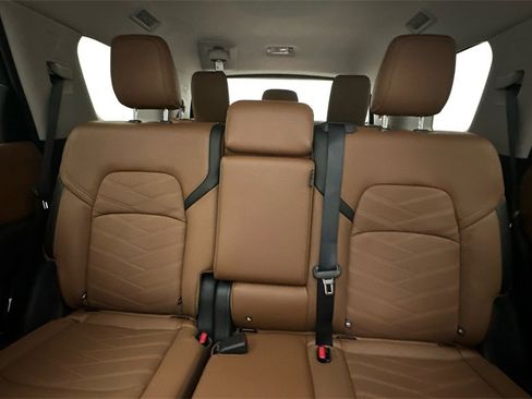 New 2025 Nissan Pathfinder Platinum w/ Cargo Package image 15