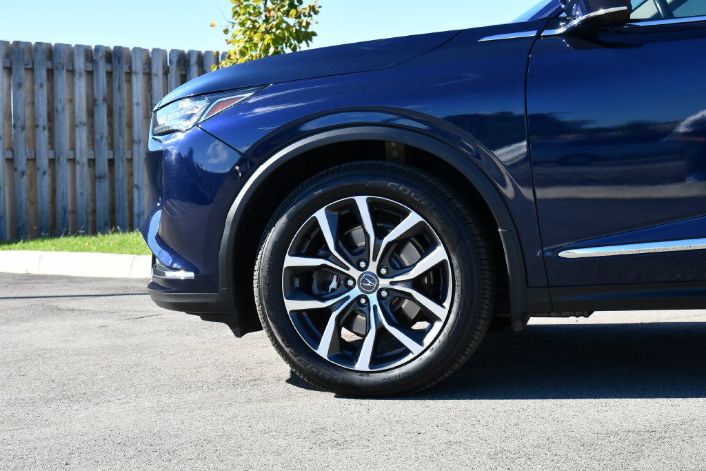 Used 2023 Acura MDX w/ Technology Package AWD/4WD image 17