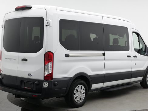Used 2019 Ford Transit 350 XLT RWD image 6