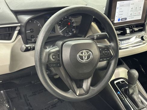 Used 2024 Toyota Corolla LE FWD image 28