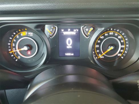 Used 2024 Jeep Wrangler Sport image 16