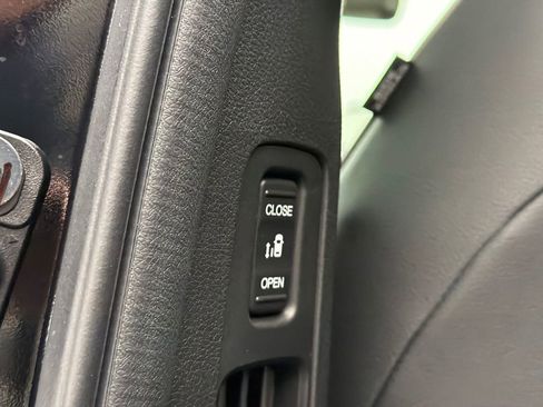 New 2026 Honda Odyssey Touring image 18