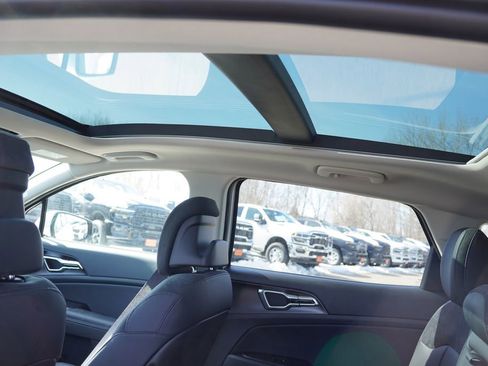 New 2026 Kia Sportage SX Prestige image 12