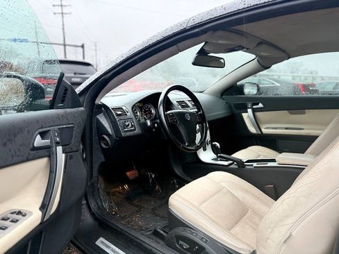 Used 2011 Volvo C70 T5 image 9